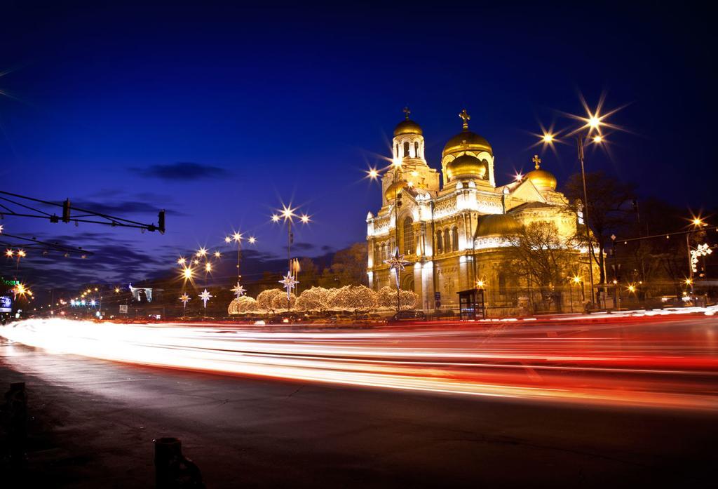 Cathedral Guesthouse Varna Exterior foto